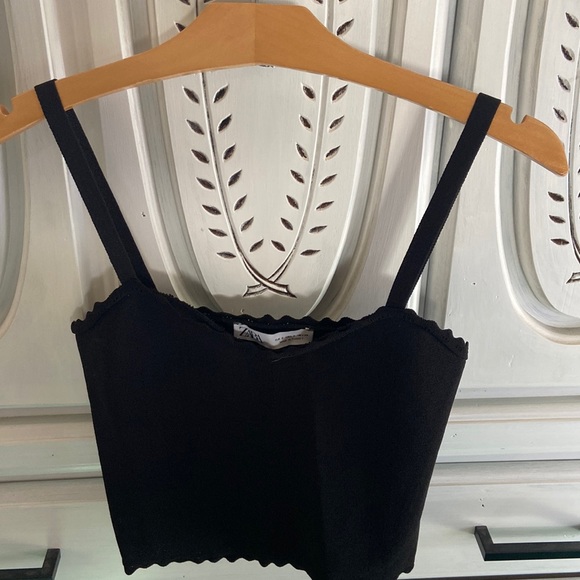 Tops - S Zara stretch black crop top